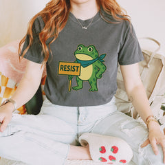Sign Resist Meme Frog Protest Vintage Soft Unisex T-shirt 