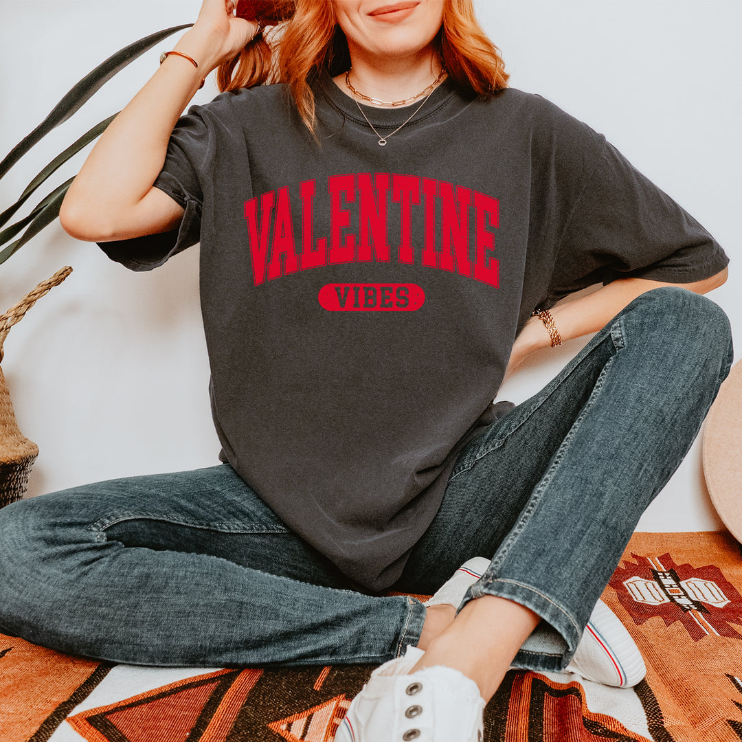 Valentines Vibes Vintage Soft Unisex T-shirt 