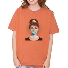 Audrey Hepburn Chewing Bubble Gum American Icon Vintage Soft Unisex T-shirt Yam