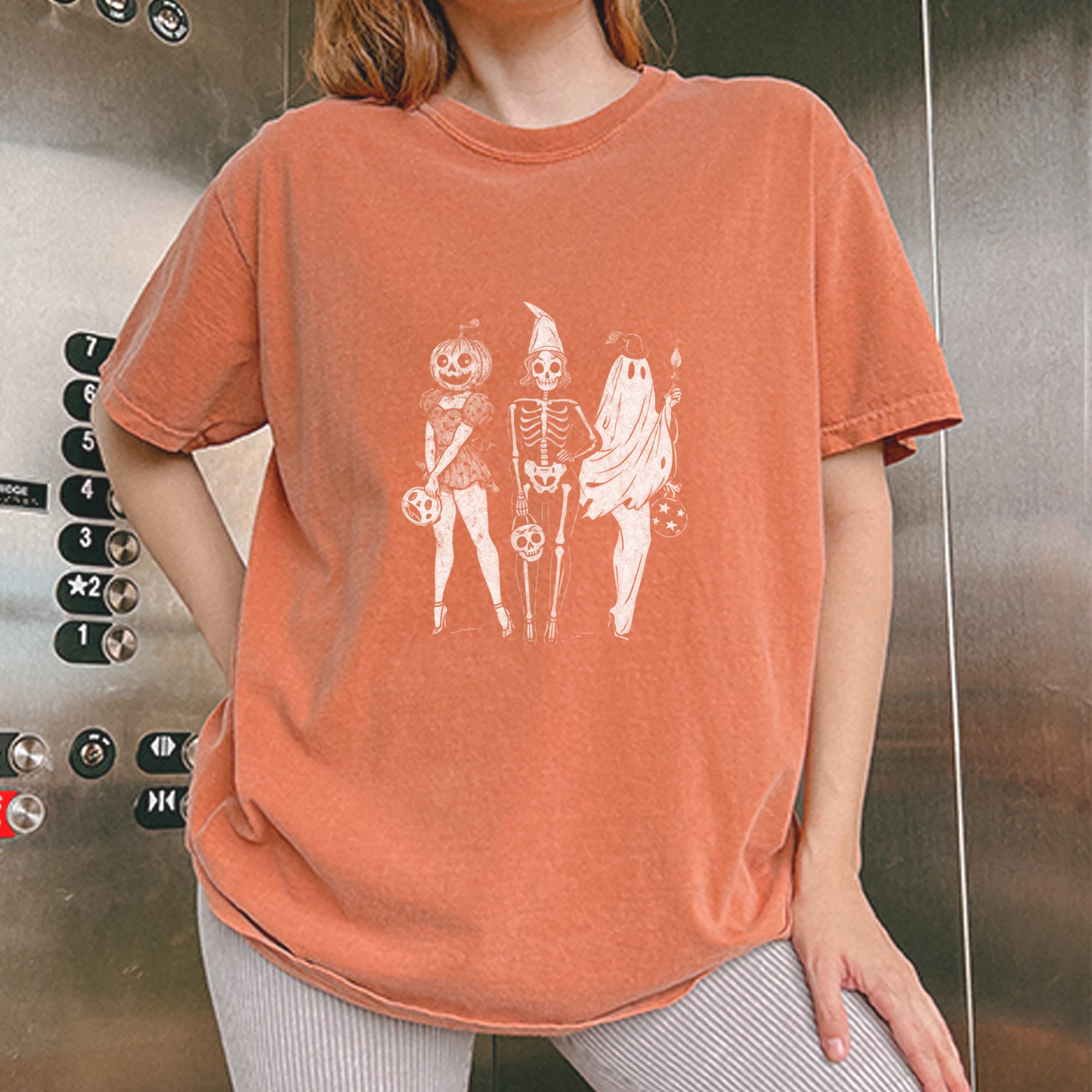 Vintage Spooky Squad Pinup Halloween Design Vintage Soft Unisex T-shirt 