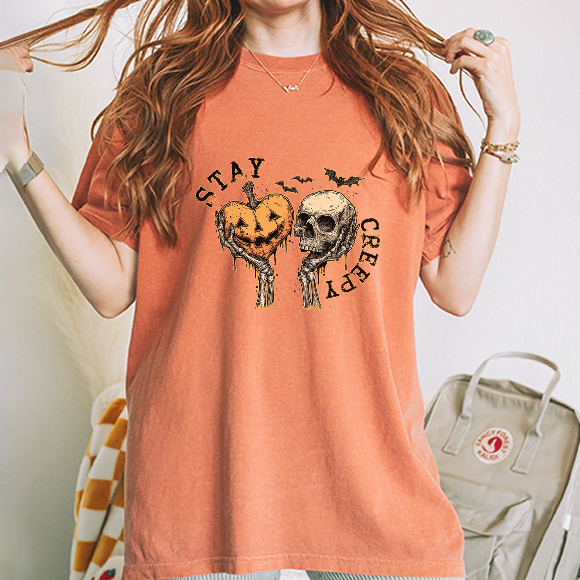 Stay Creepy Skull and Pumpkin Halloween Vintage Soft Unisex T-shirt 