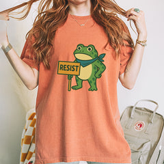 Sign Resist Meme Frog Protest Vintage Soft Unisex T-shirt 