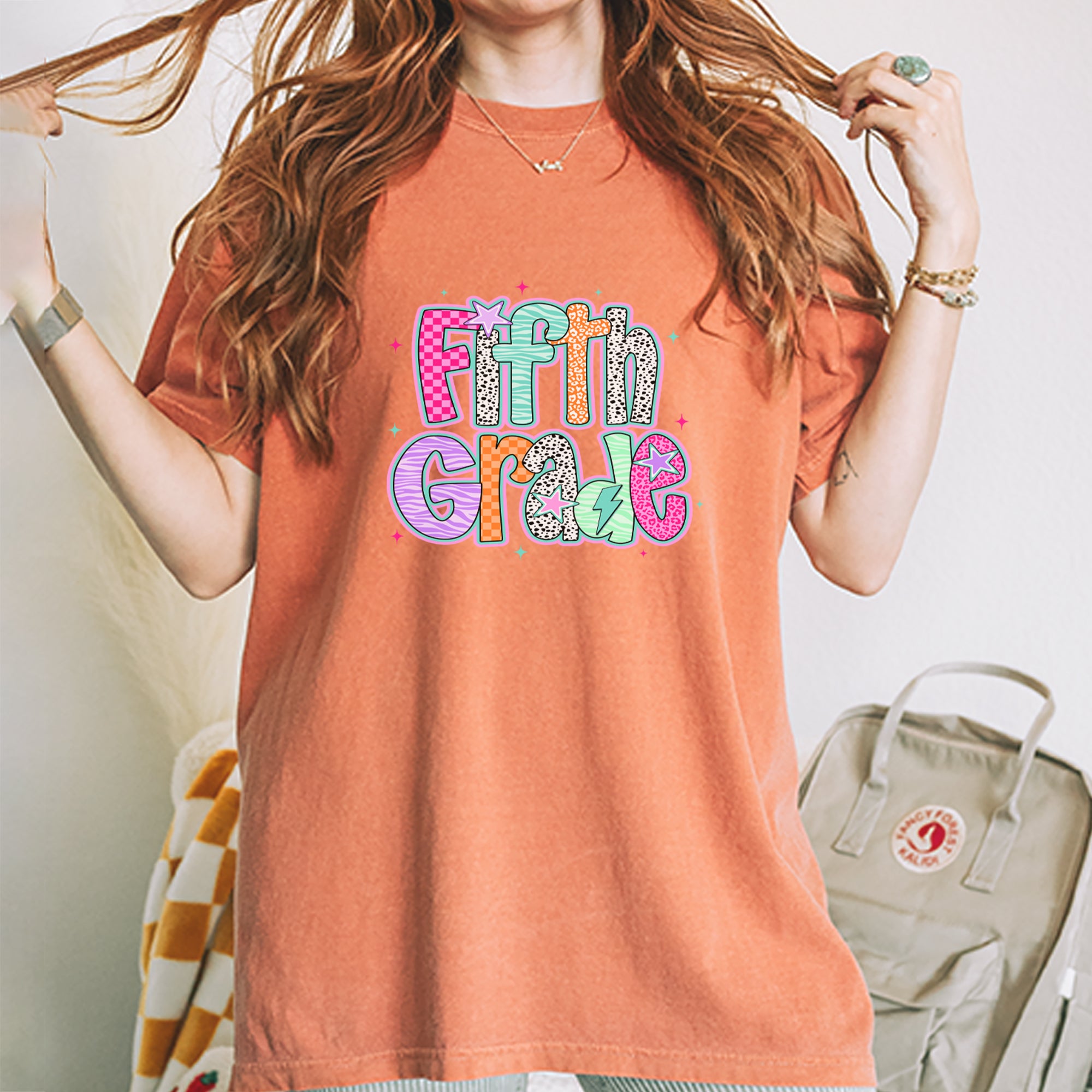 Fifth Grade Fly Colorful Back to School Vintage Soft Unisex T-shirt 