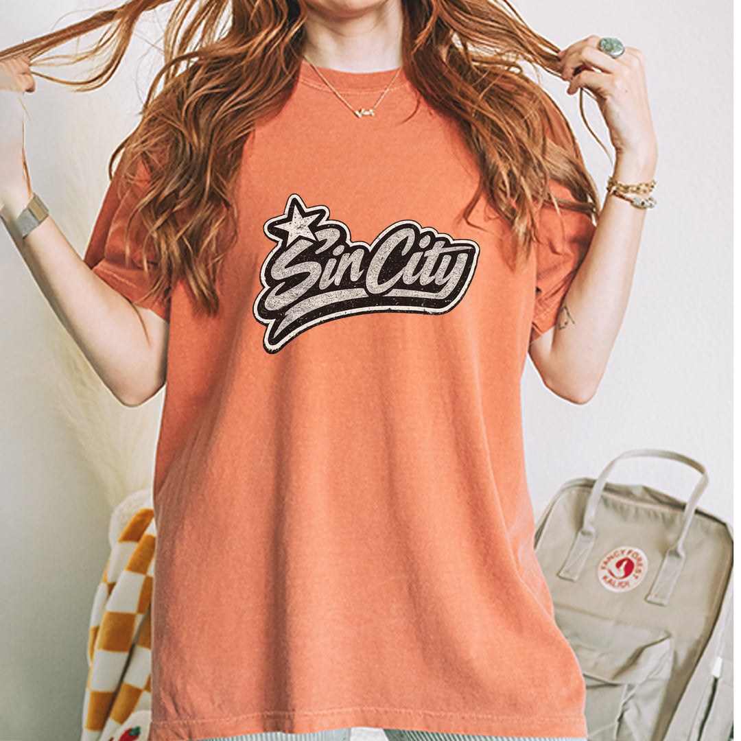Sin City Vegas Retro Vintage Vintage Soft Unisex T-shirt 