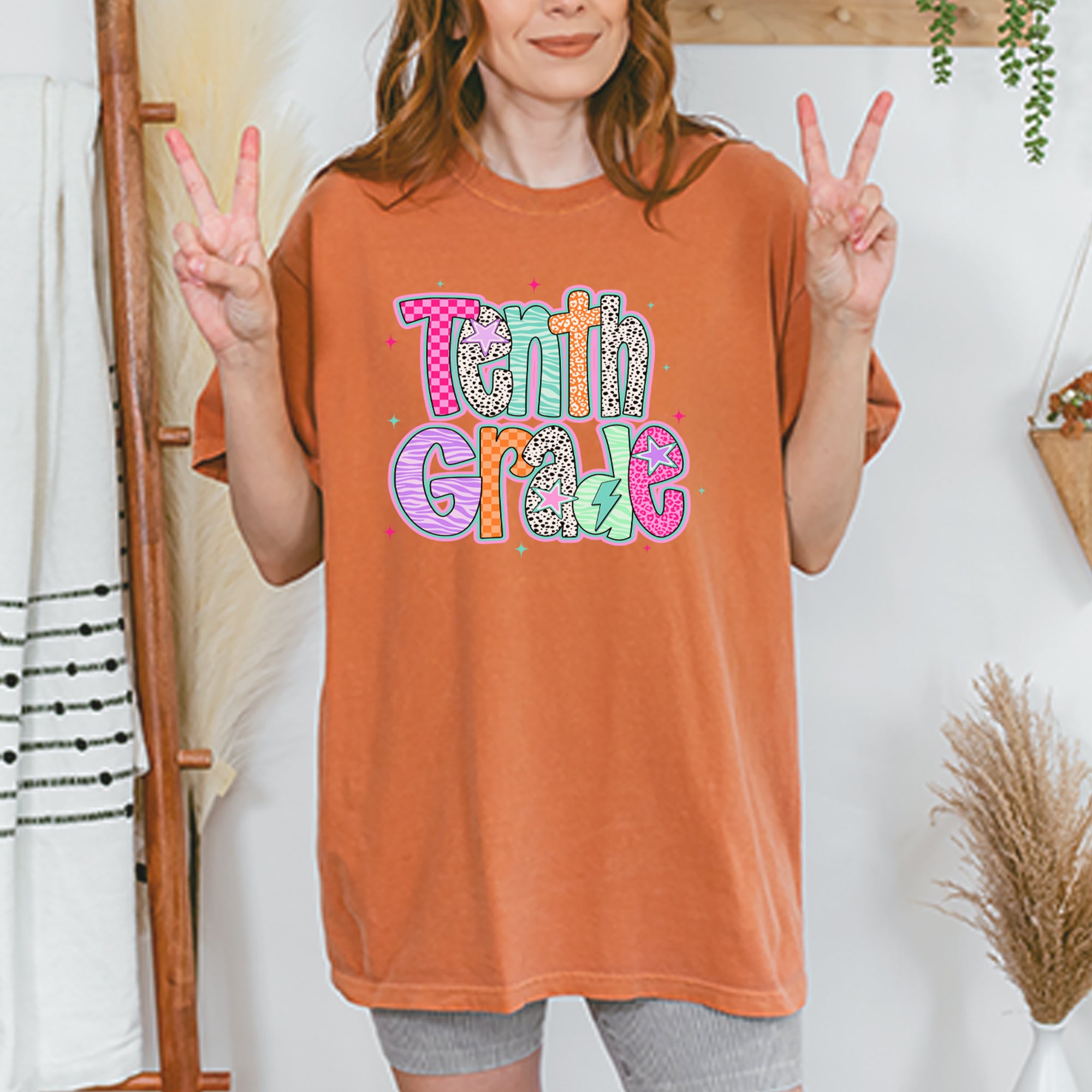 Tenth Grade Trendsetter Colorful Back to School Vintage Soft Unisex T-shirt 