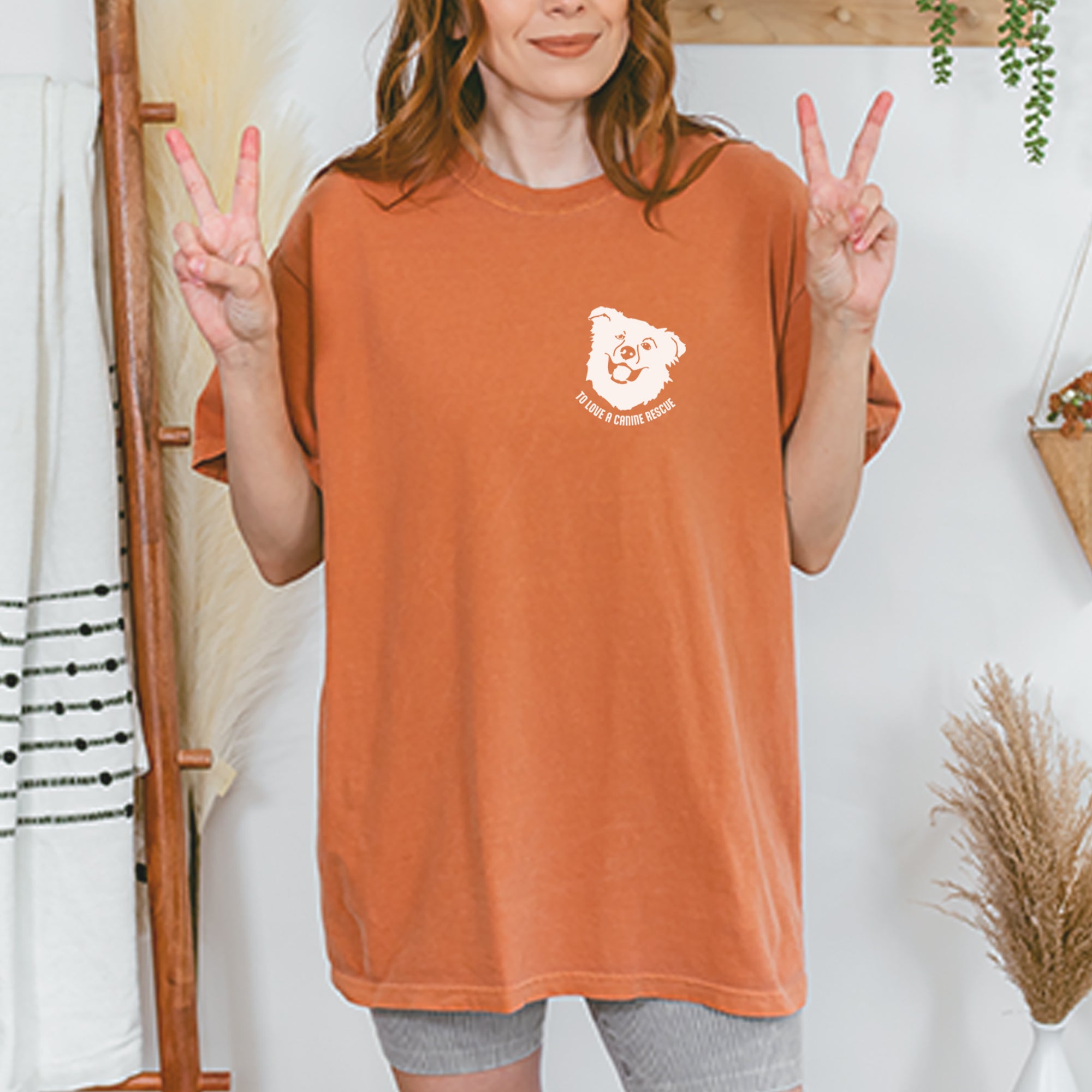 TLC Chelsea's Barking Back Vintage Soft Unisex T-shirt 