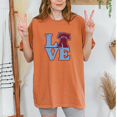 Love Philly Liberty Bell Vintage Soft Unisex T-shirt 