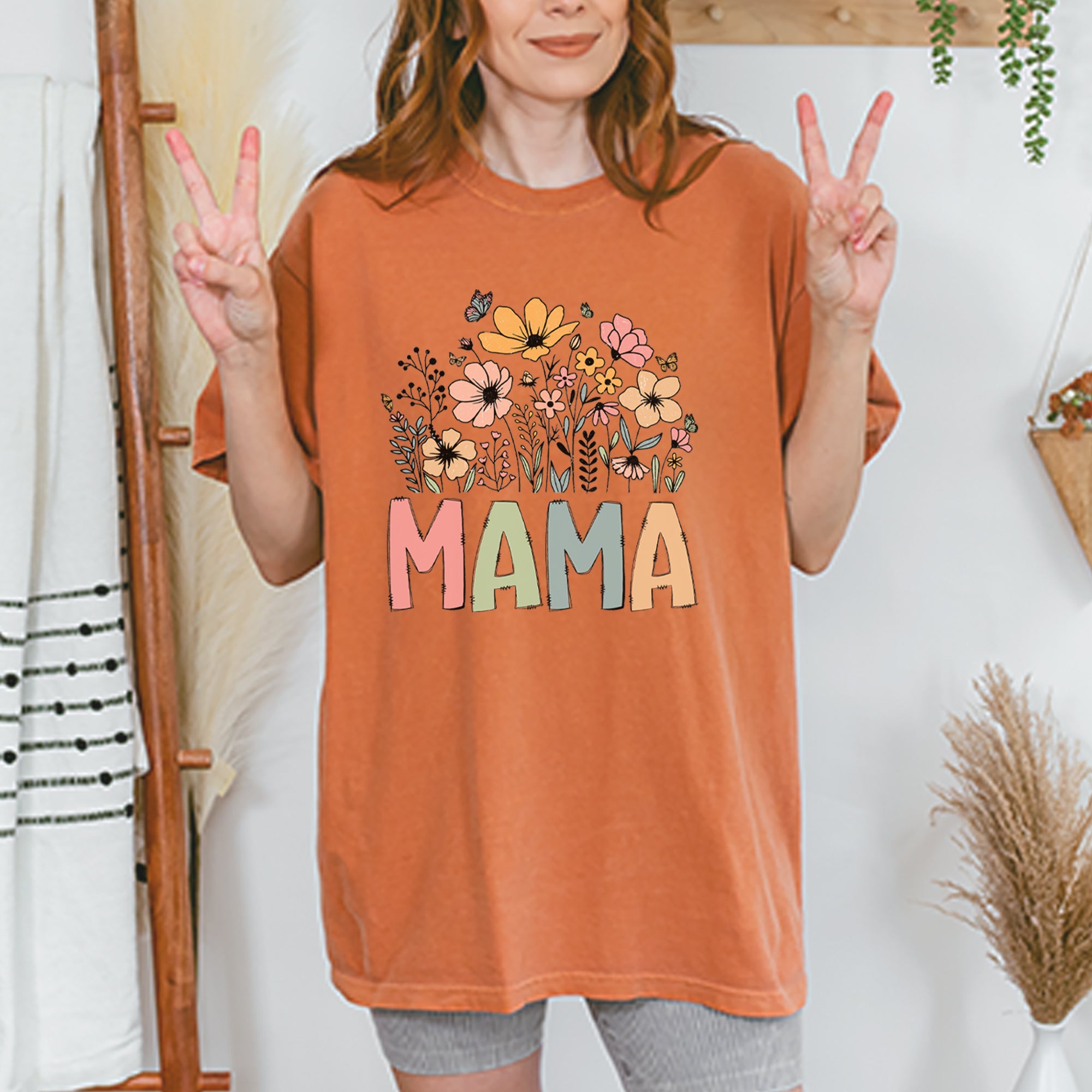 Mama Wildflower Retro Flower Vintage Soft Unisex T-shirt 