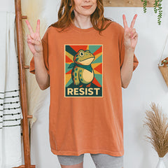 Resist Portland Protest Frog Vintage Soft Unisex T-shirt 