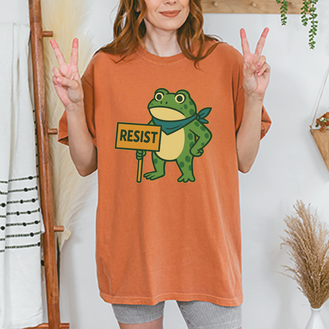 Sign Resist Meme Frog Protest Vintage Soft Unisex T-shirt 