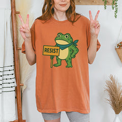 Sign Resist Meme Frog Protest Vintage Soft Unisex T-shirt 