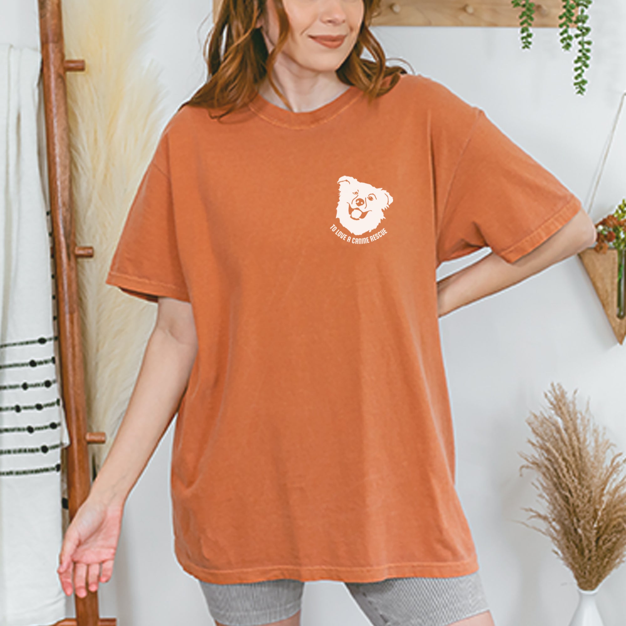 TLC Chelsea's Barking Back Vintage Soft Unisex T-shirt 