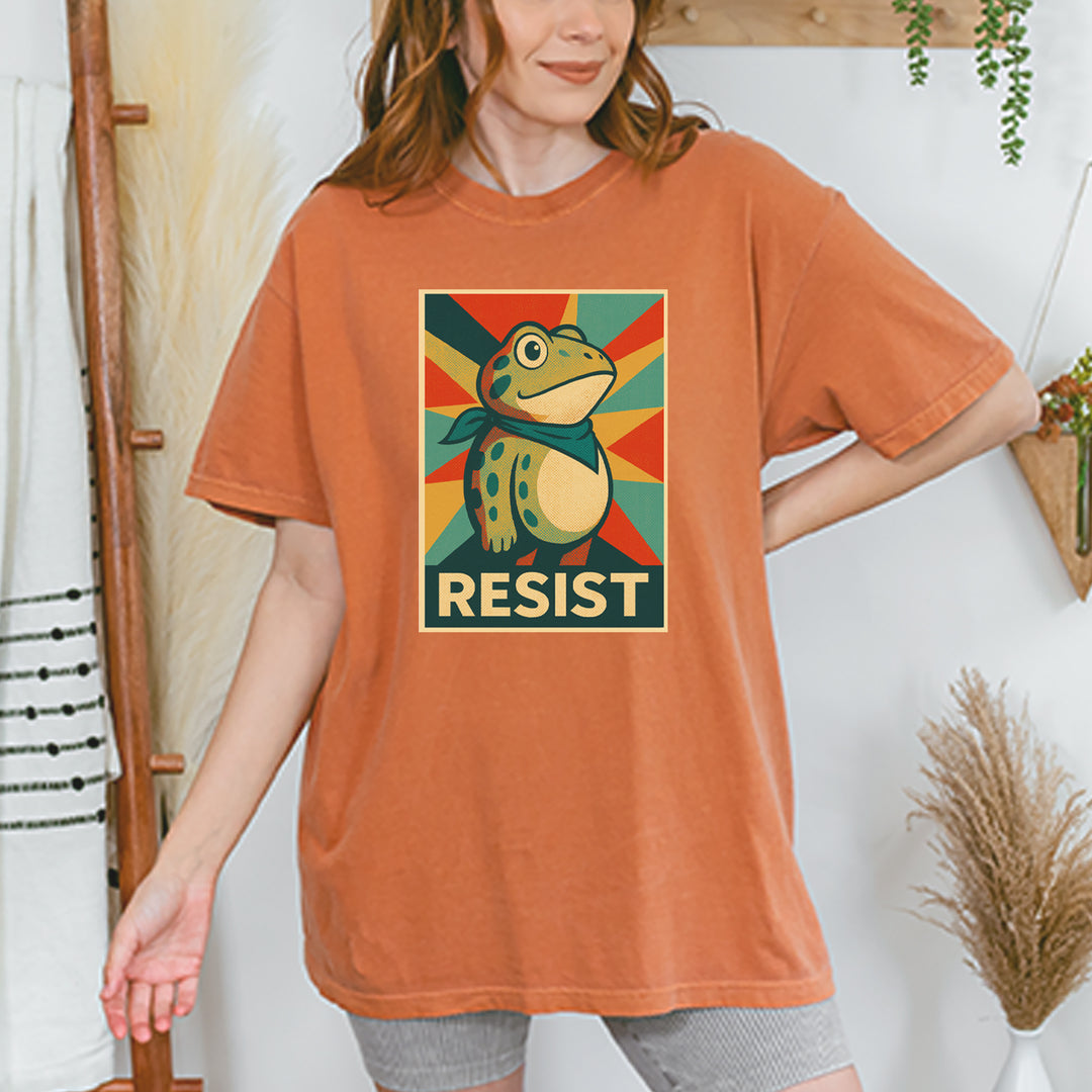 Resist Portland Protest Frog Vintage Soft Unisex T-shirt 